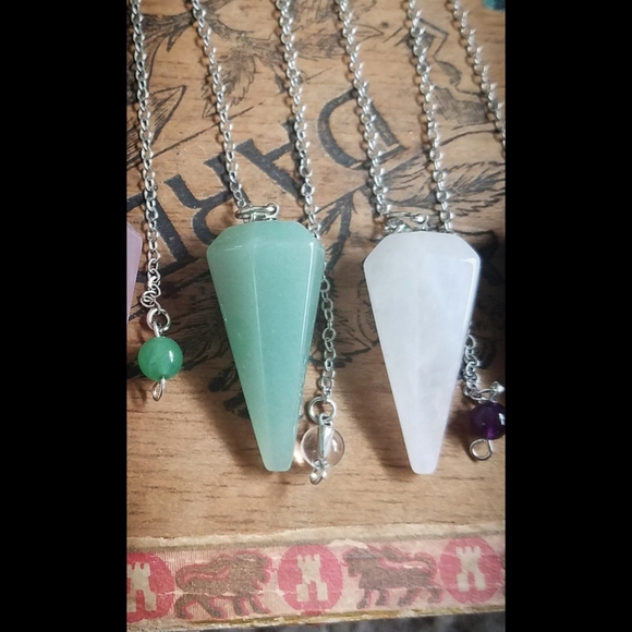 🌙💜Faceted Stone Pendulum - Picture 5 of 8